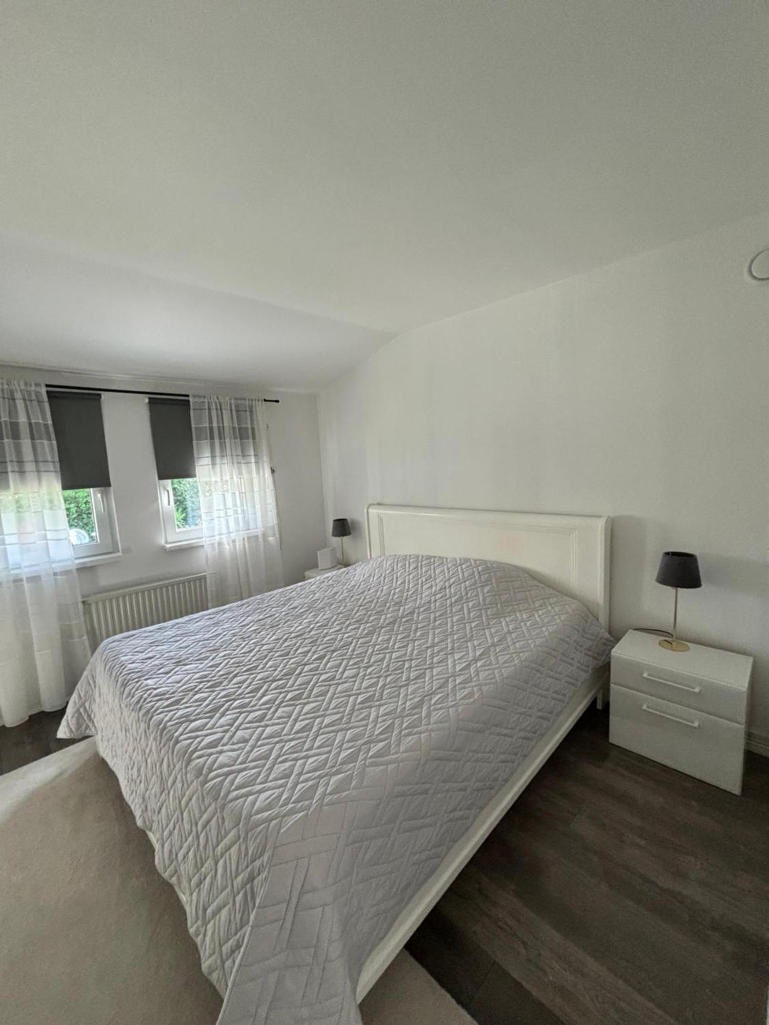 Videdal Apartment 2 Rooms - Own Entrance & Free Parking Malmo Exterior photo